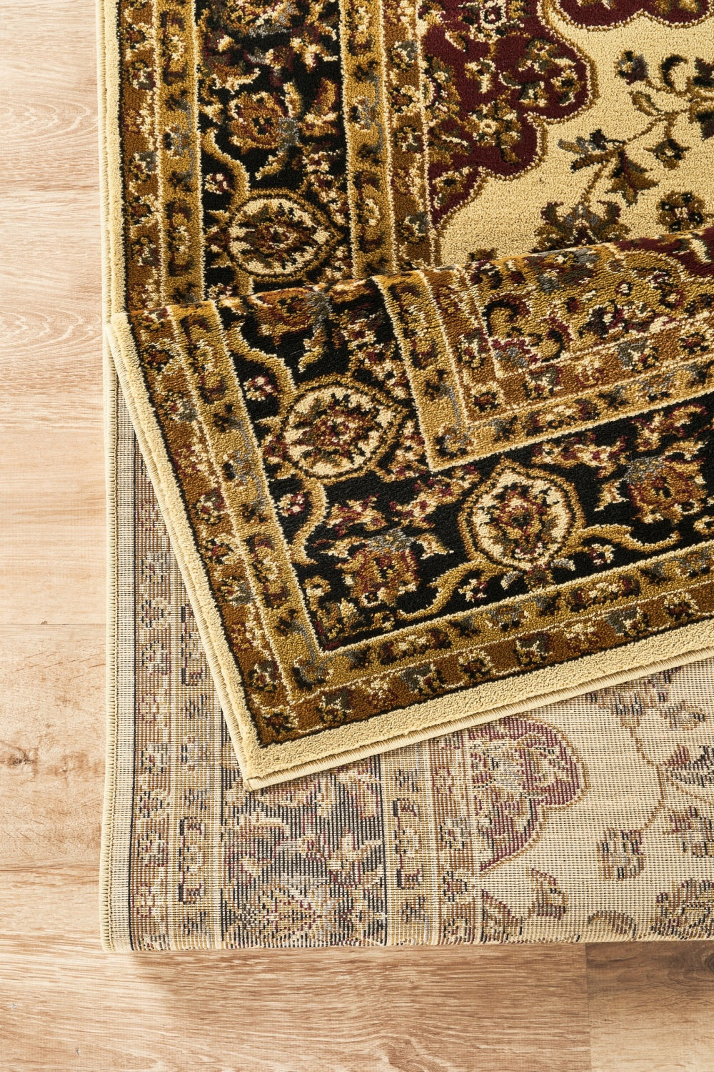 Classic GC_VIN5001 Cream 2 ft. x 3 ft. Area Rug