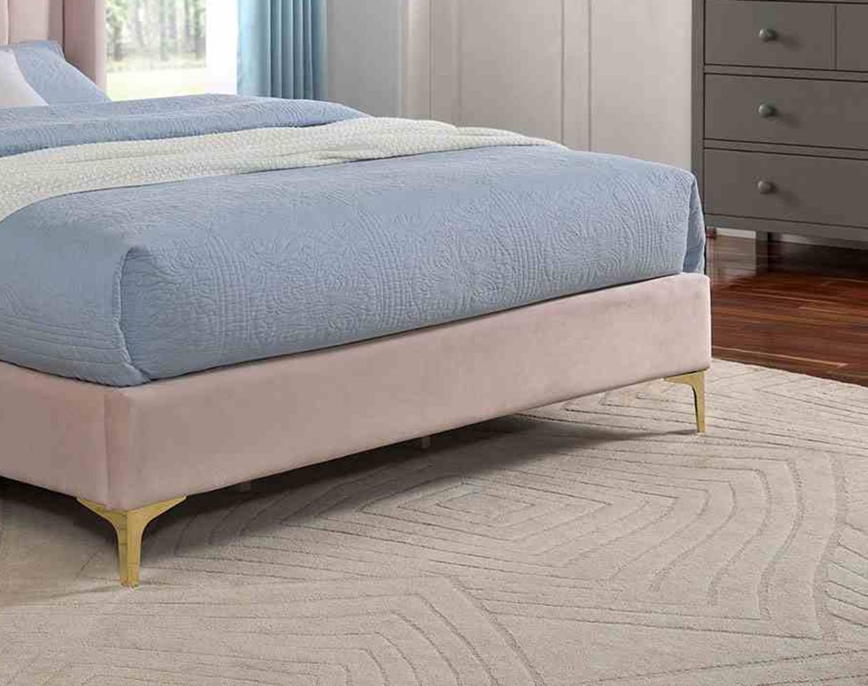 Contemporary Light Pink Queen Size Bed Wingback Headboard 1pc Bed Velvet Like Fabric Gold Metal Legs