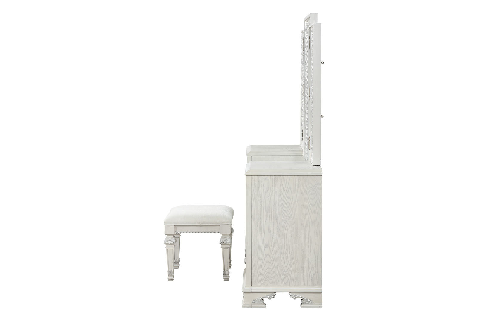 Traditional Style 1pc Vanity Set w/ Stool USB Charging Port English Dovetail Drawers Ball Bearing Glides Silver Round Knobs Creamy White Finish Bedroom Furniture