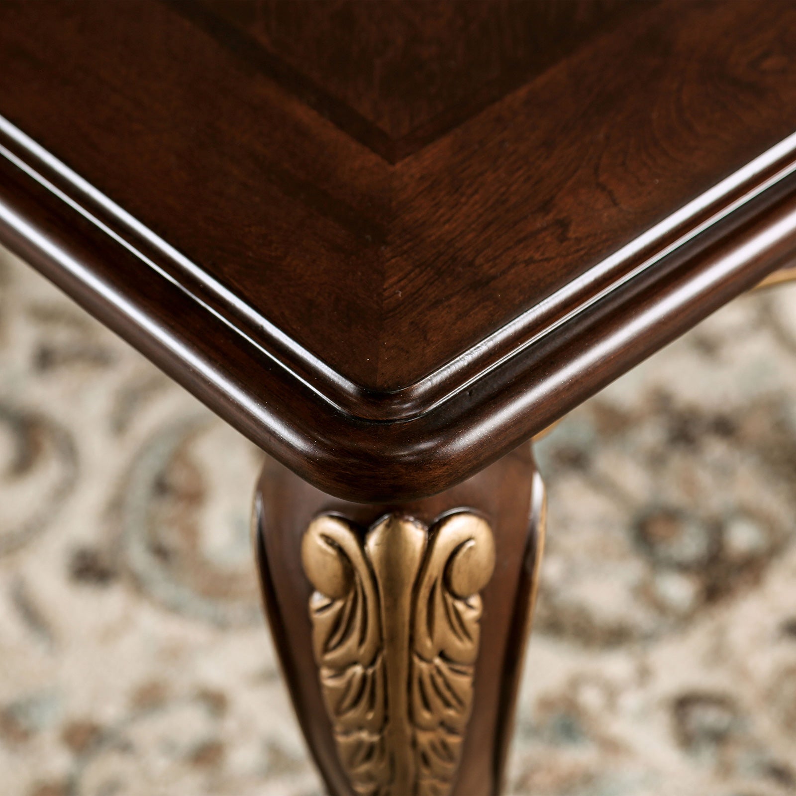 Traditional Style 1pc End Table Curved Legs Carved Details Design With Gold Highlight Elegant Look Solid Wood Structure Rich Tobacco Finish