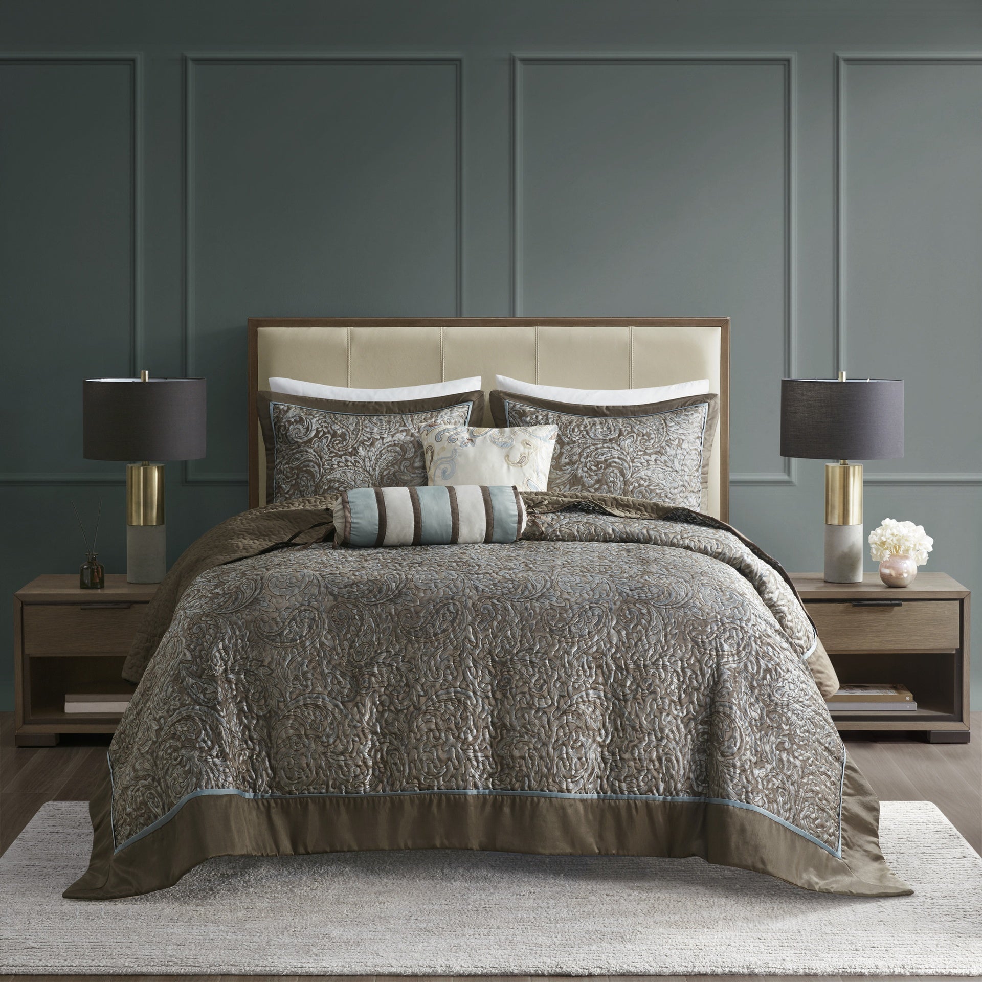 5 Piece Jacquard Bedspread Set with Throw Pillows Blue/Brown Queen