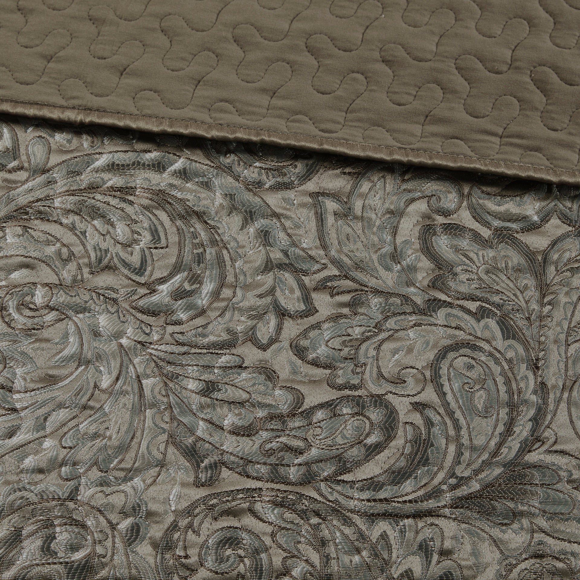5 Piece Jacquard Bedspread Set with Throw Pillows Blue/Brown Queen
