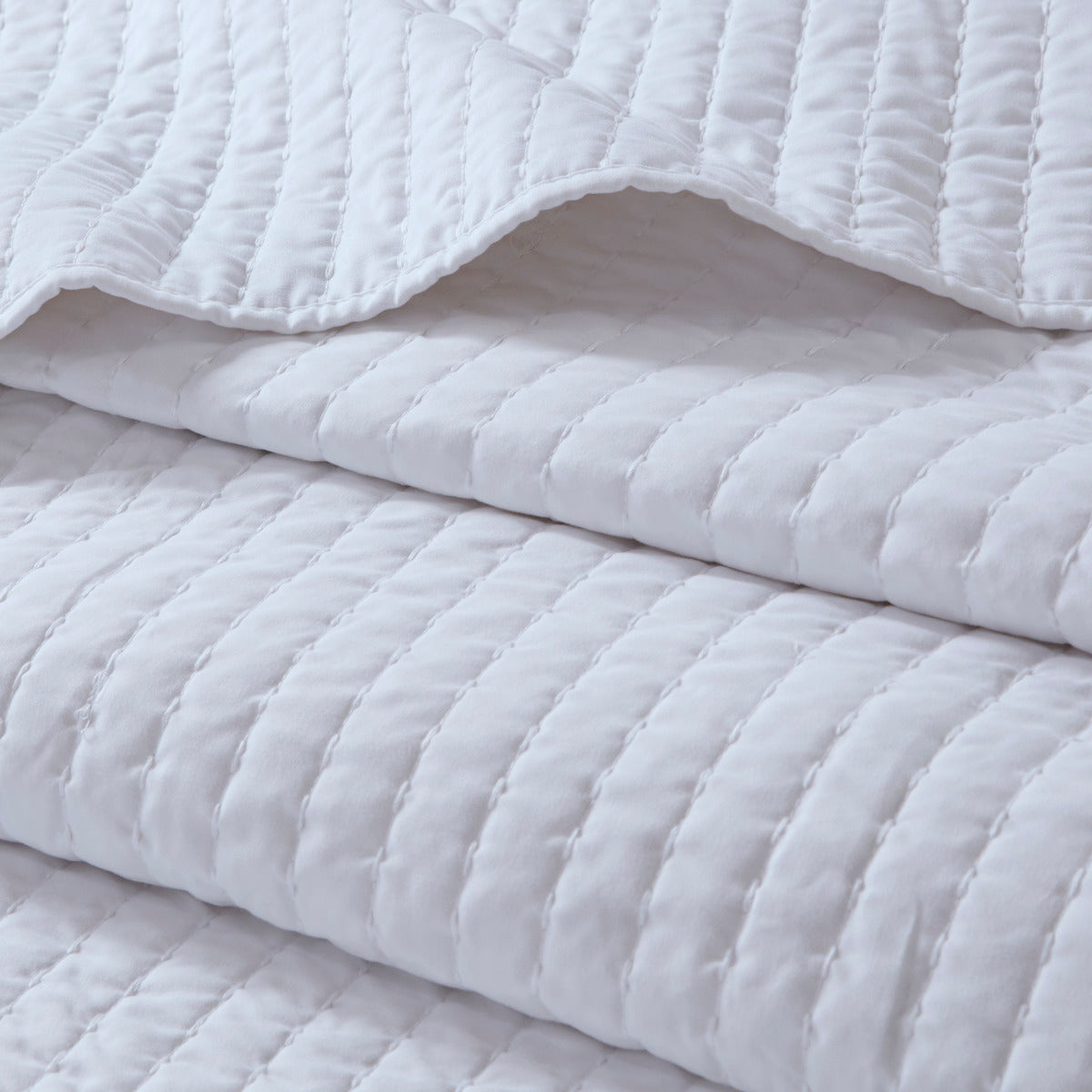 2 Piece Quilt Set White Twin/Twin XL