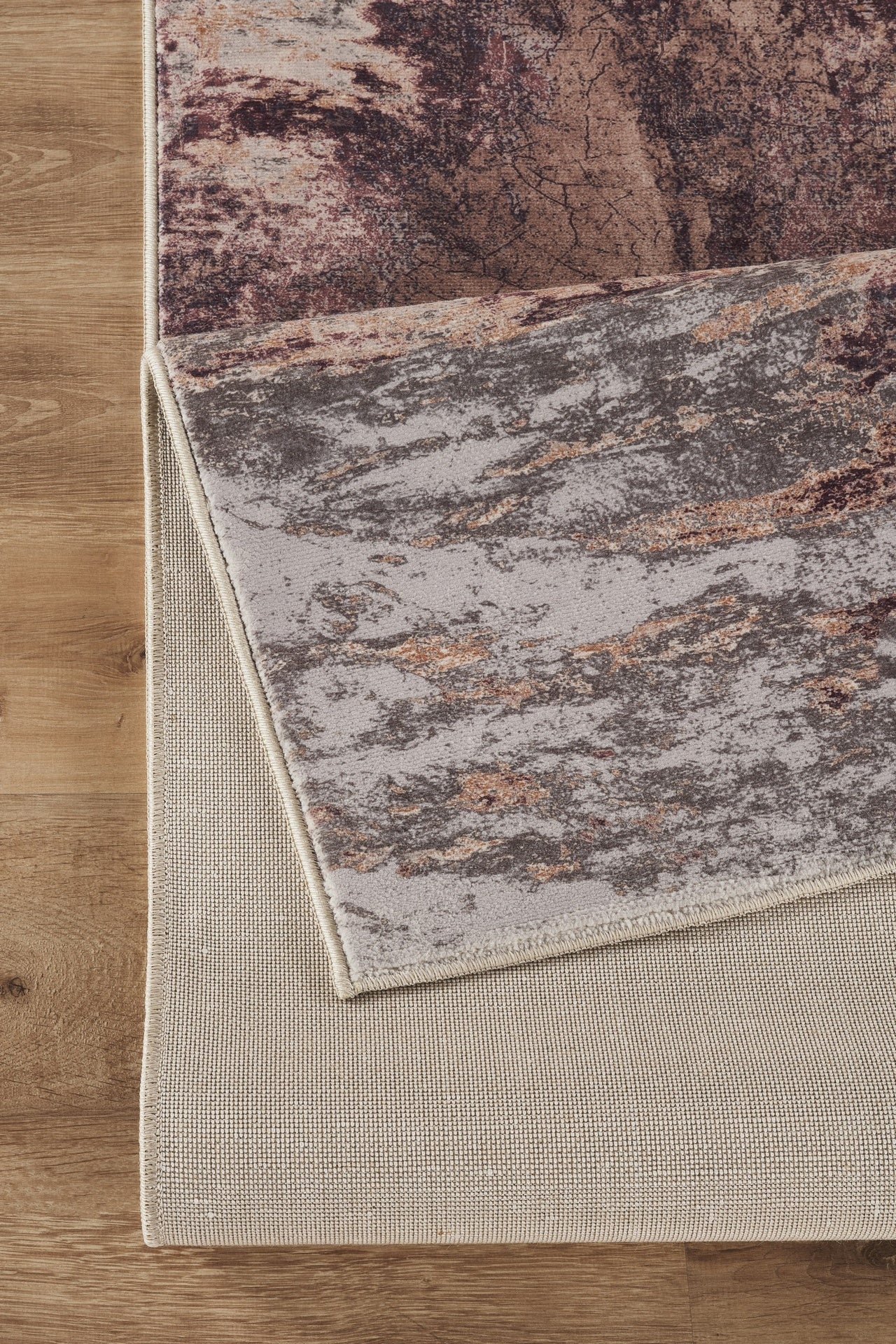 Artistic GC_TRE8011 Rust 5 ft. 3 in. x 7 ft. 3 in. Area Rug