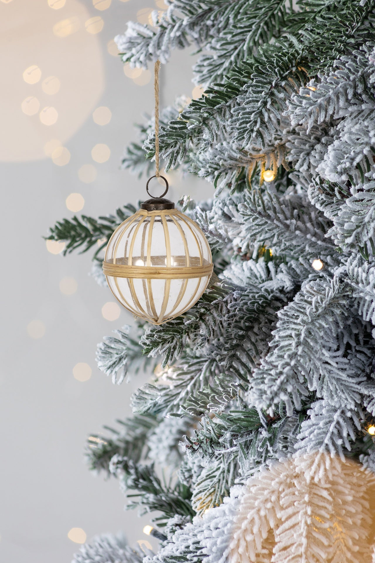 D3.2" X-Mas Hanging Ornament, Decorative Hanging Ball Christmas Tree Ornaments for Holiday Party Decorations, Set of 3