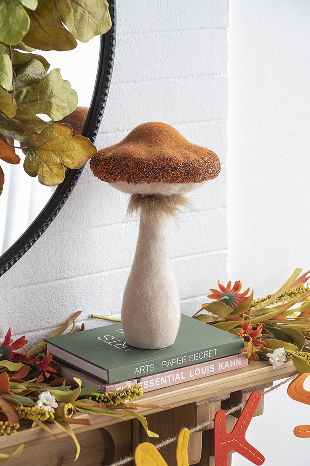 2pcs 8x8x14'' Orange Mushroom Holiday Ornament, for Harvest Festival Fall Festival & Thanksgiving Table Decorations