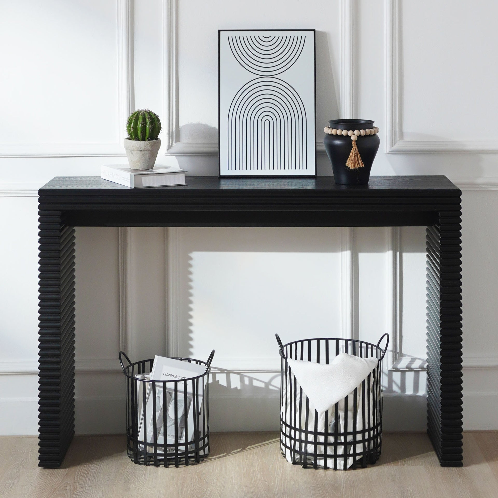 Modern Black Console Table with Ribbed Design,Wood Console Table, 47" W entryway table,Black Entry Table Narrow Console Table, Modern Hallway Table, Modern Sofa Table, Living Room Table