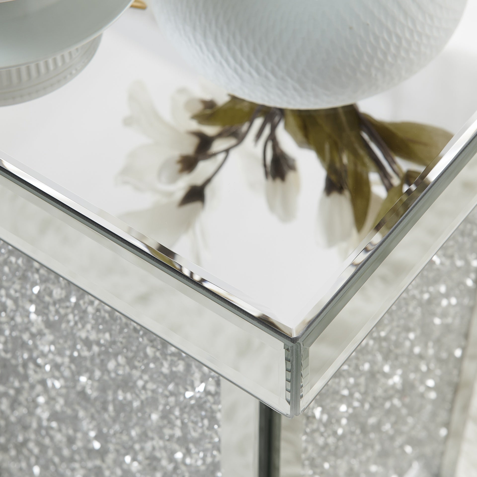 Silver Mirrored End Table With Crystal Inlay, Modern Side Table ,Accent Table, Square Small Coffee Table for Living Room, Bedroom,Office, Hallway, Entryway. 13.8"W x 13.8"D x 23.6"H