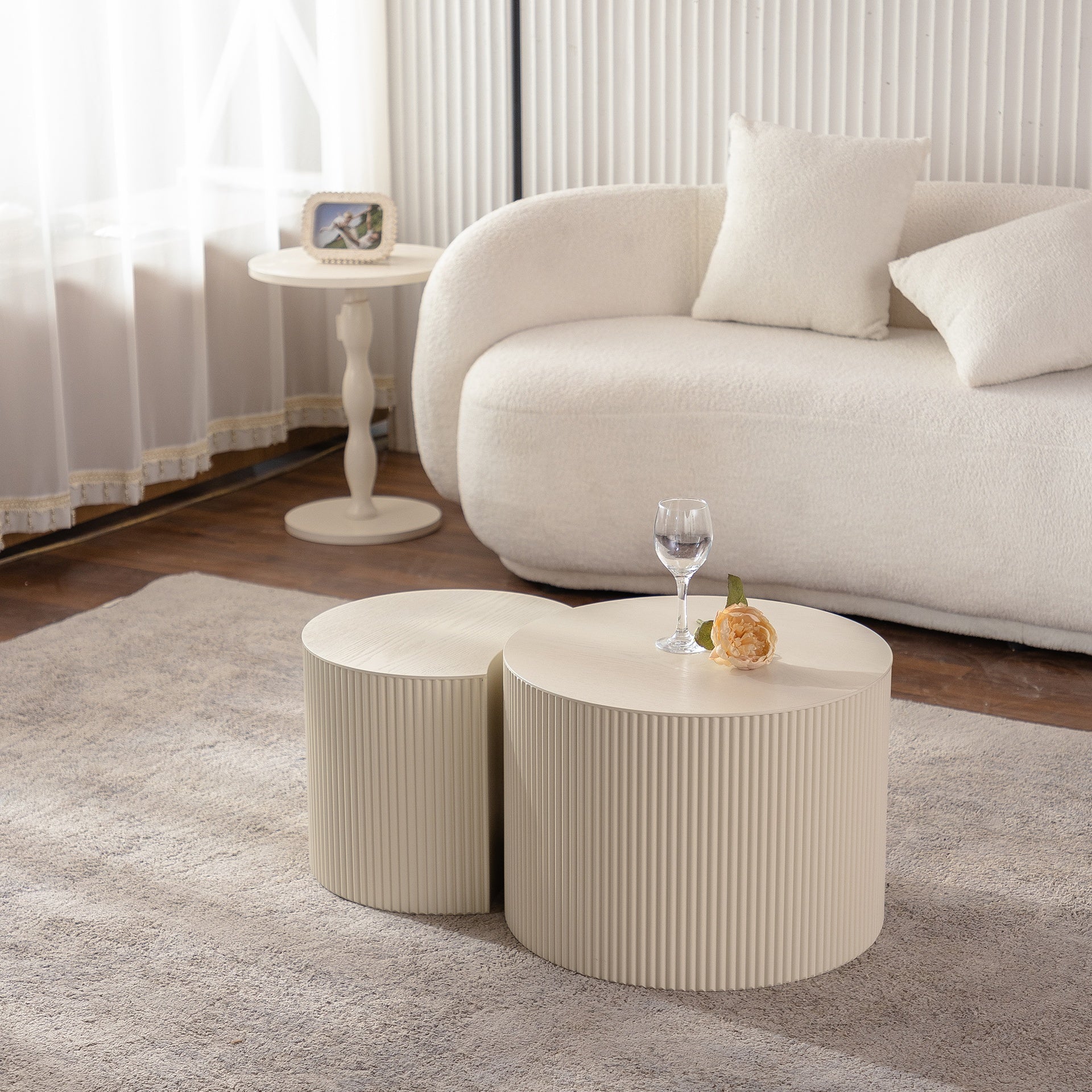 Round Wood Coffee Table for Living Room for Small Space Apartment and No Need Assembly