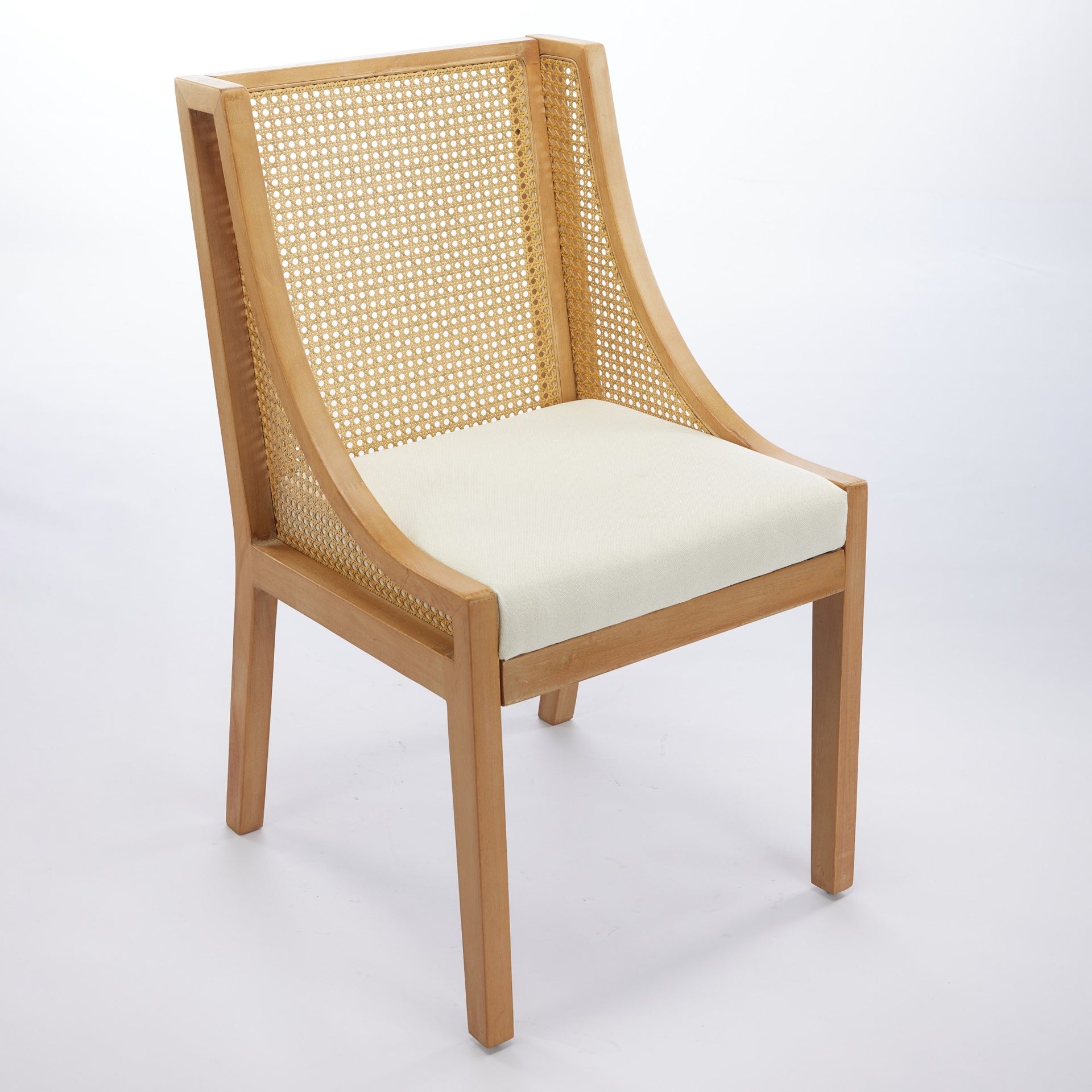 Rattan Dining Chairs, Solid Wood Frame with Decorative Armrests, Linen Upholstered Seat, Rustic Wooden Style Side Chairs for Kitchen, Dining Room, Living Room, Natural Finish,Beige,Single Pack
