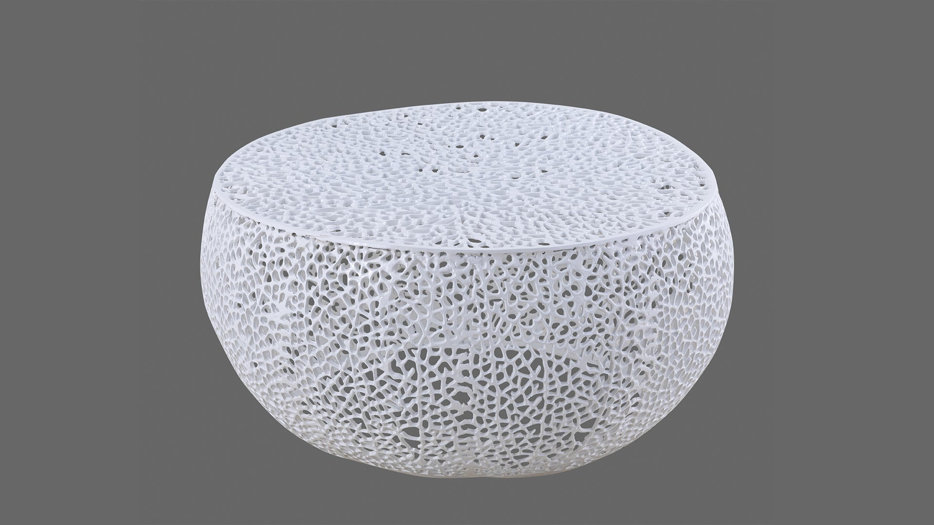 T3502-32 Round Coffee Table in White      same as G150108431  (NJ inventory)