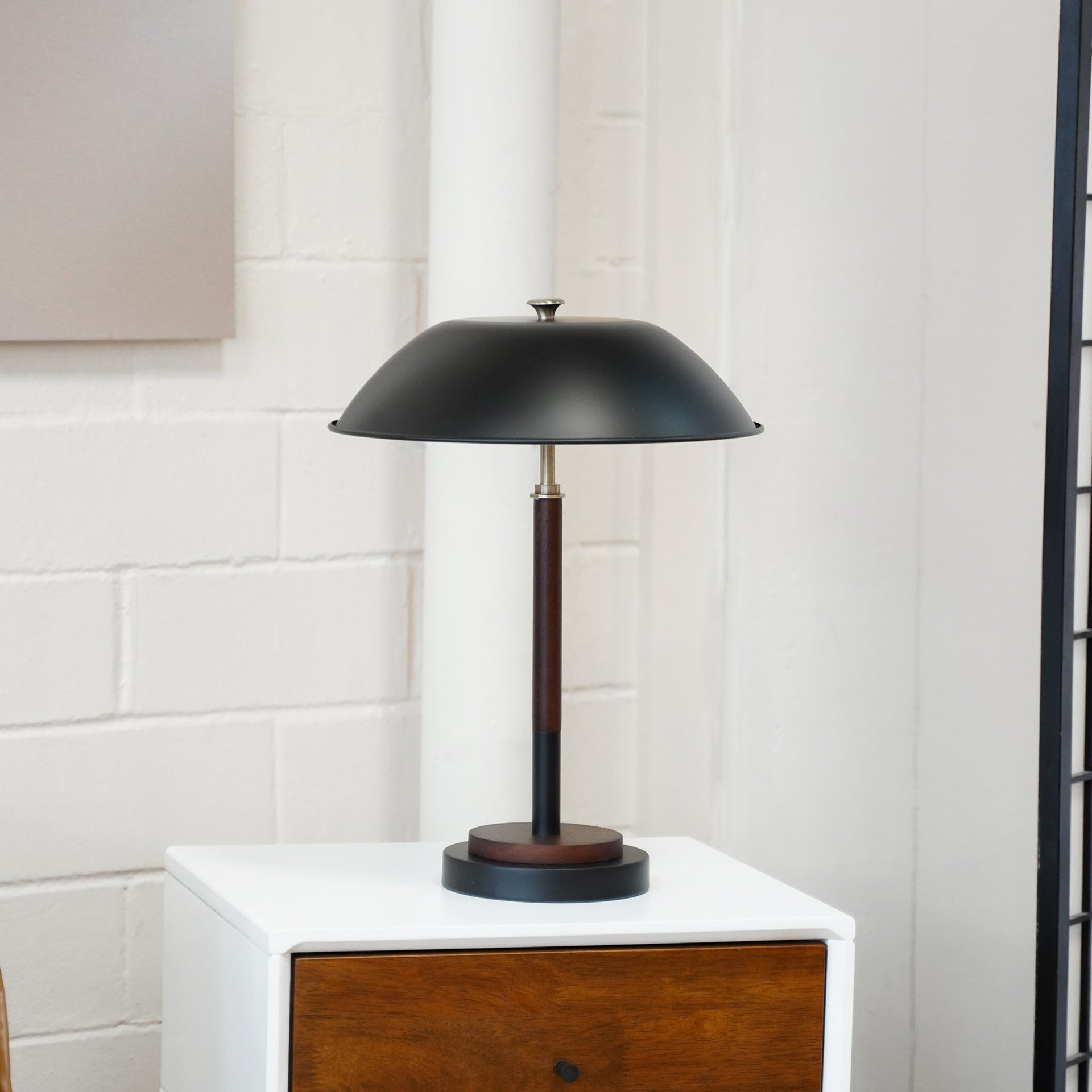 High Quality Hotel European Modern Bed Side nightstand Decorative Led Table/desk Lamp, Cosmiclume Black Umbrella Shaped Table Lamp - Walnut - Bronze 110V