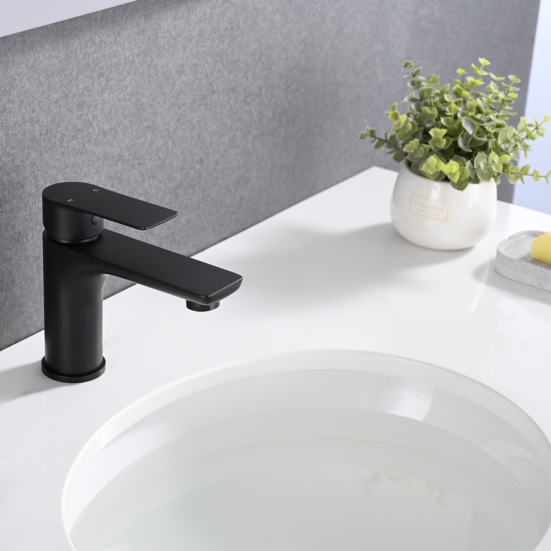 Single Handle Lavatory Basin Sink Faucet