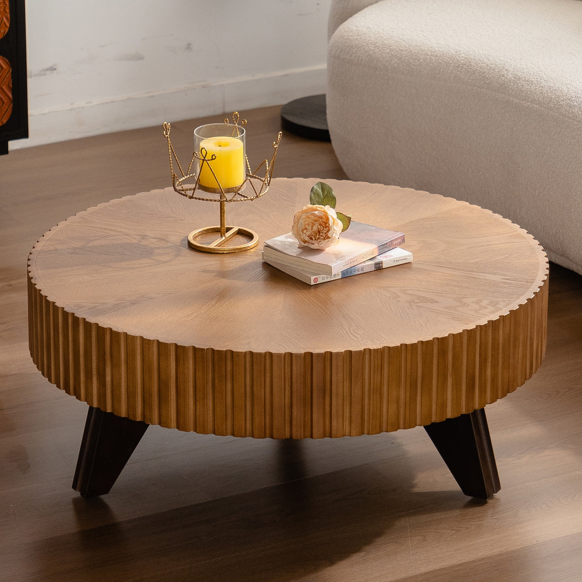 35.4 "Round Retro Coffee Table, Coffee Table Suitable For Coffee and Home Decor, Natural