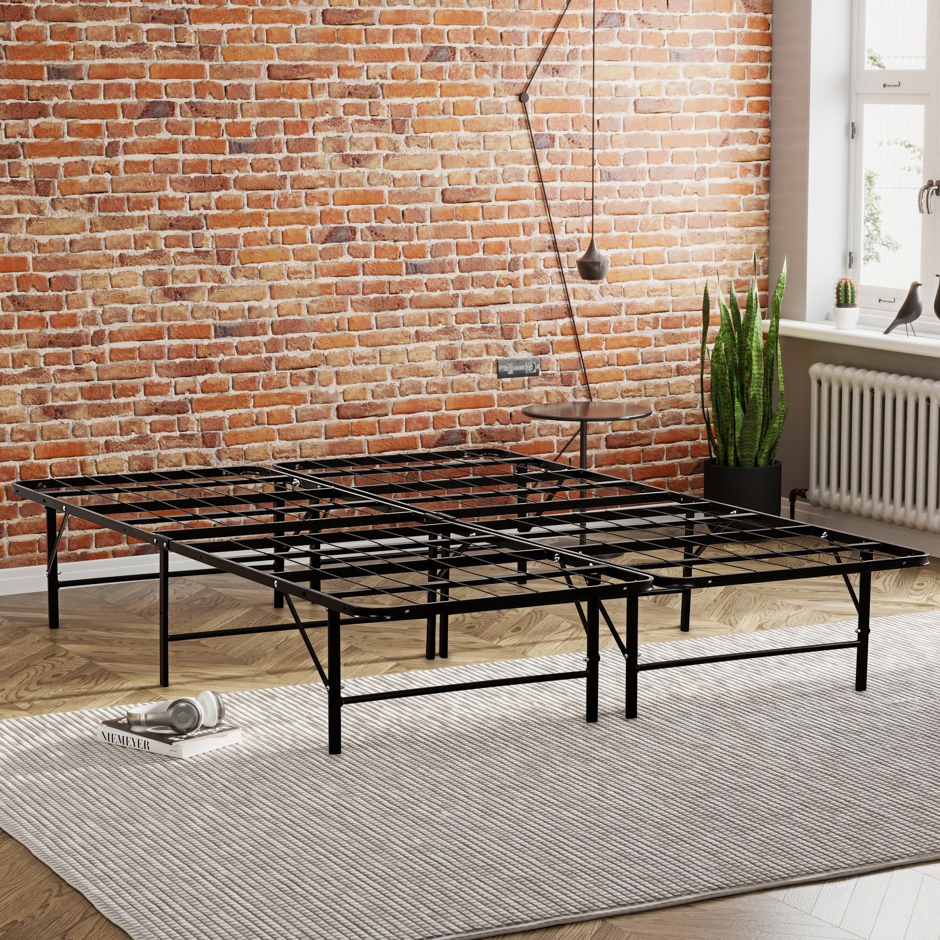 Metal Mattress Foundation Bed Frame, Cal King Size Bed Base, Bedroom Furniture, Black
