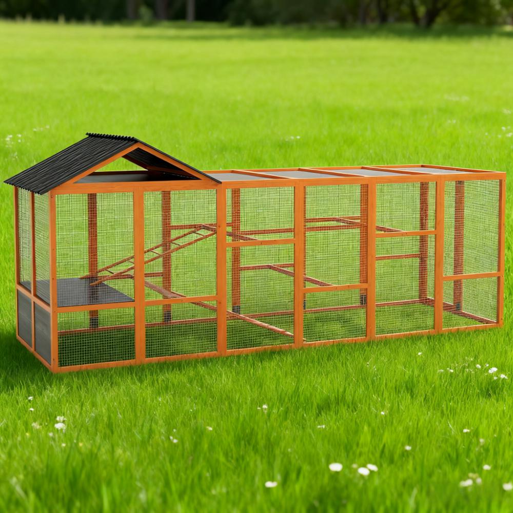 Wooden Chicken Coop for 6 - 10 Chickens