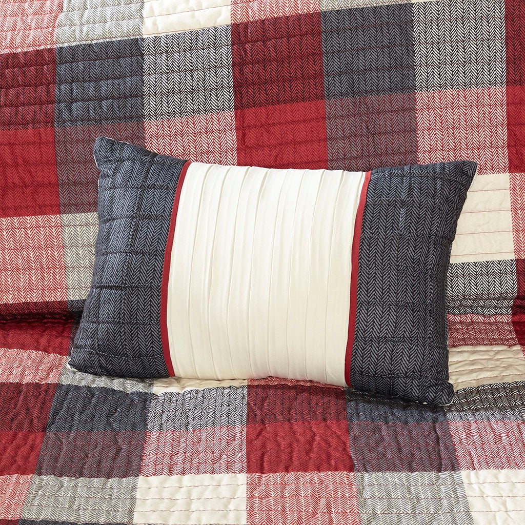 6 Piece Printed Herringbone Quilt Set with Throw Pillows Red Full/Queen
