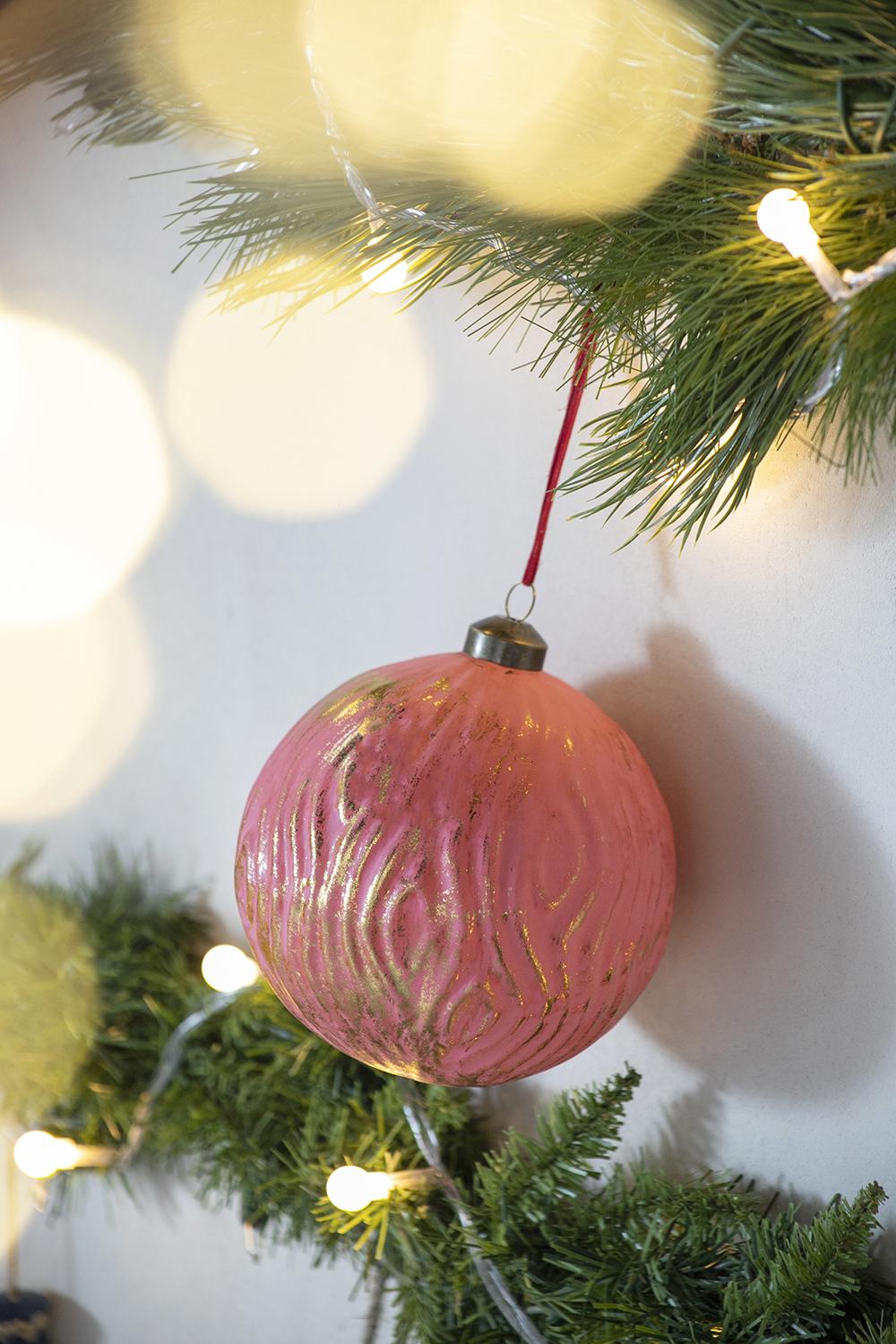 D4.7" Christmas Ball Ornaments, Glass Decorative Hanging Ball Christmas Tree Ornaments for Holiday Party Decorations, Set of 4
