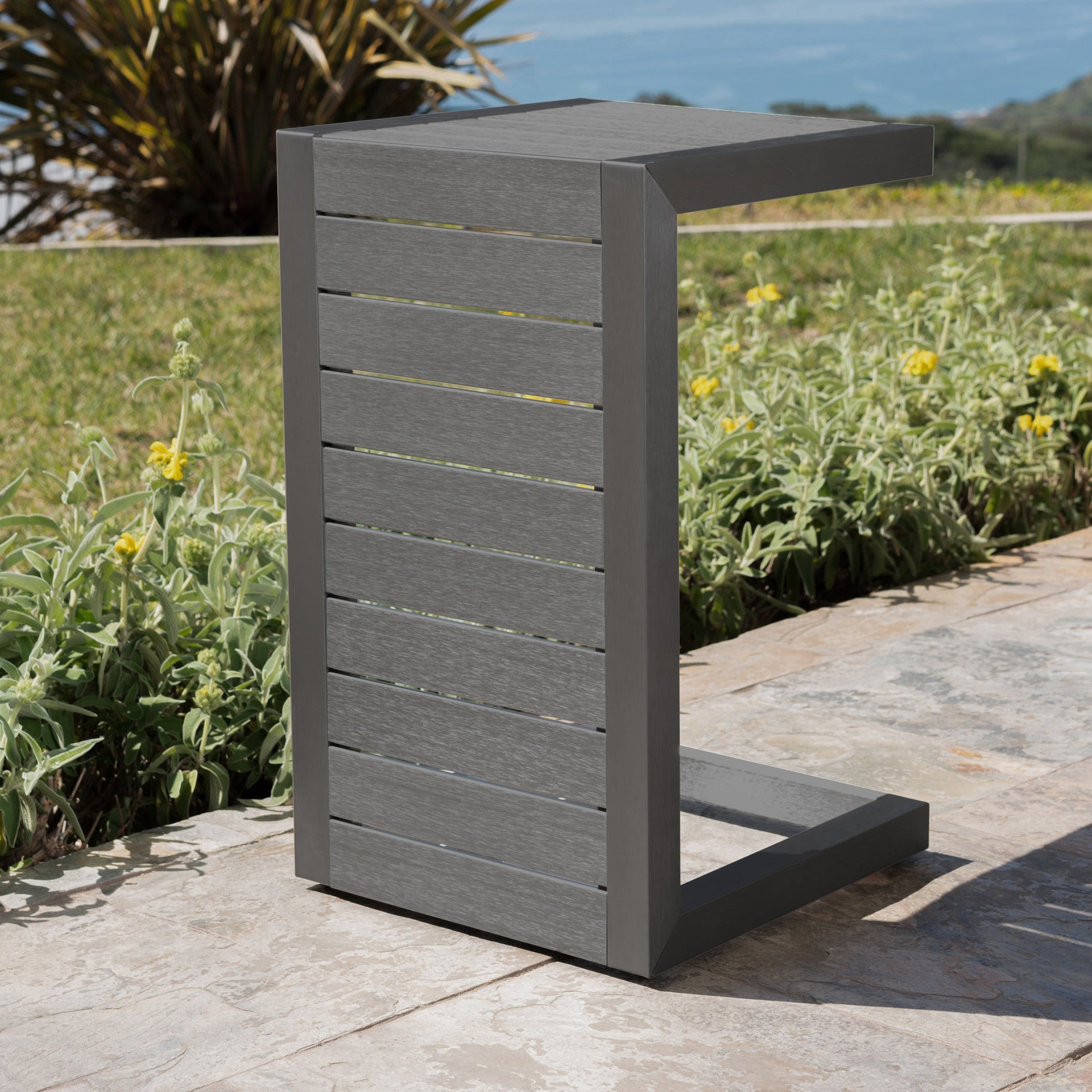 CAPE CORAL ALU C-SHAPED TABLE GREY