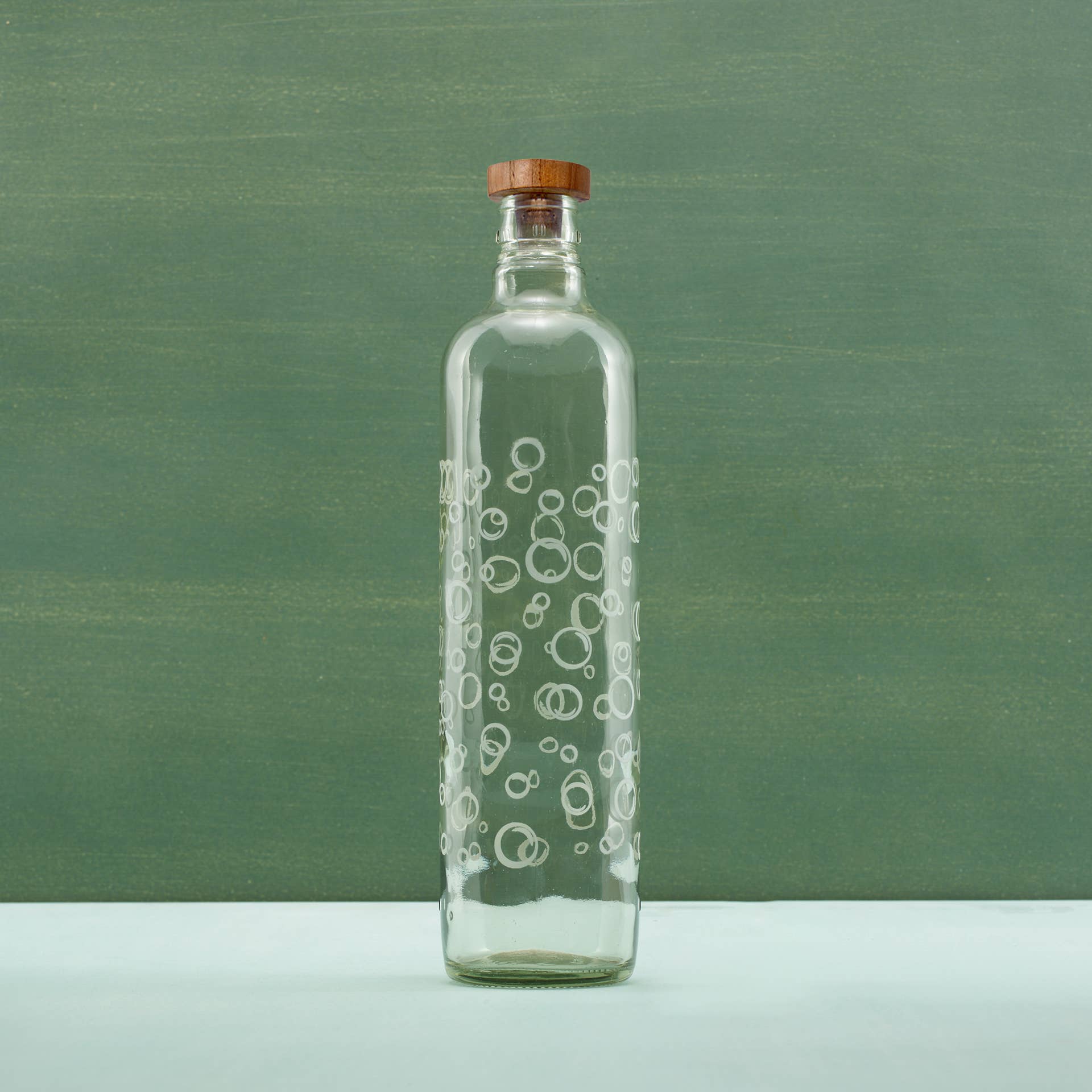 Bubbles Glass Water Bottle with Wooden Stopper-750 ml