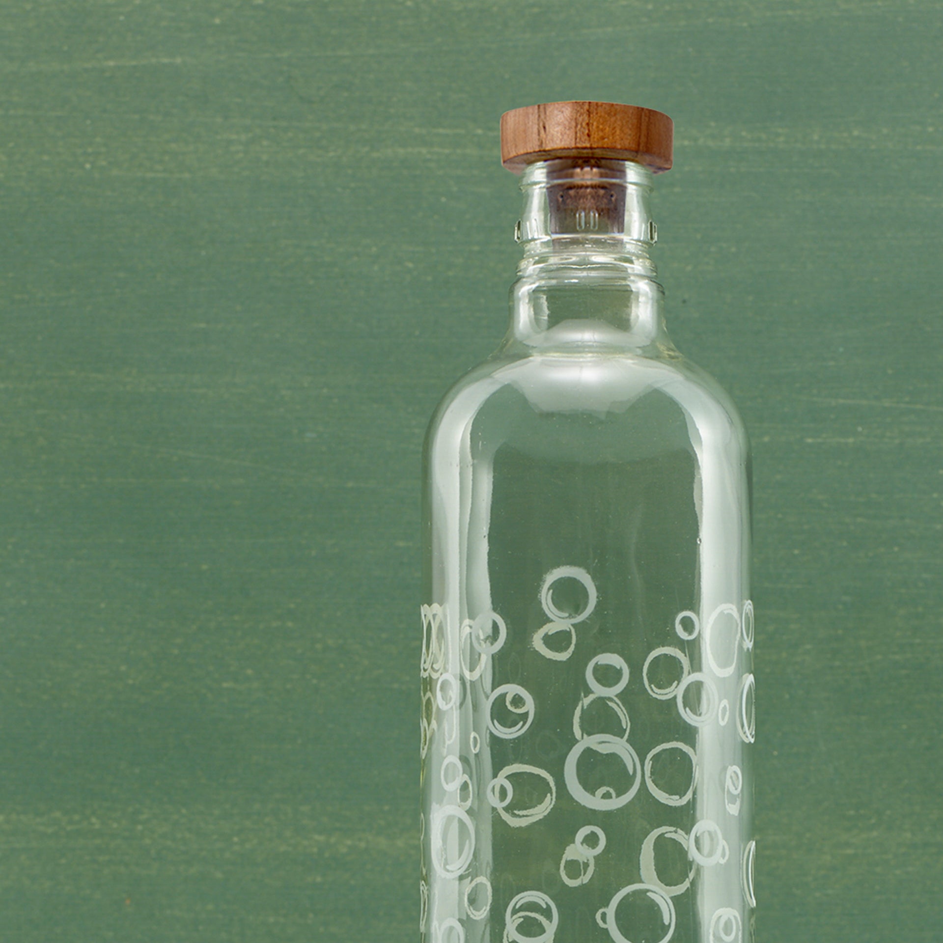Bubbles Glass Water Bottle with Wooden Stopper-750 ml