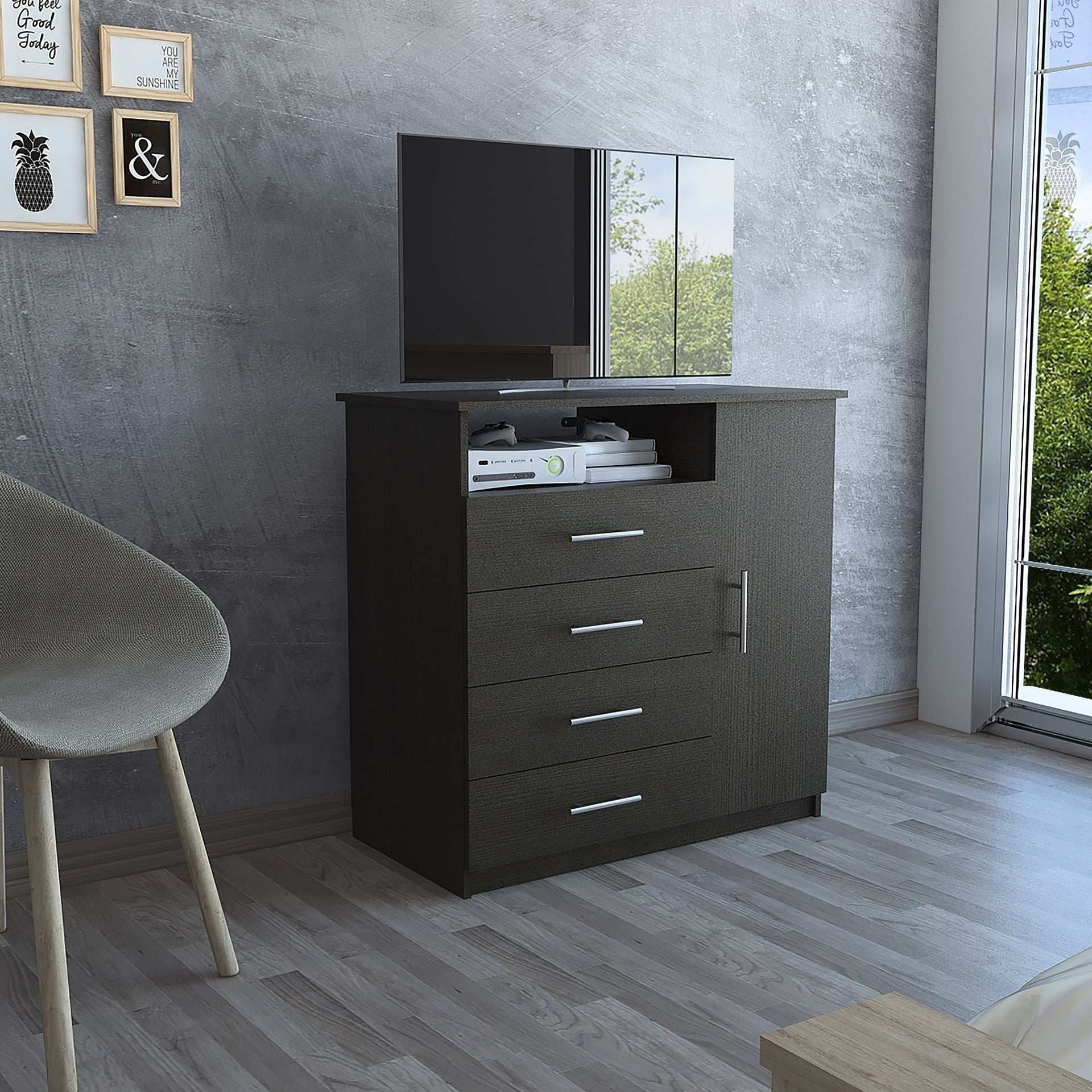 Carolina Four Drawer Dresser Single Door