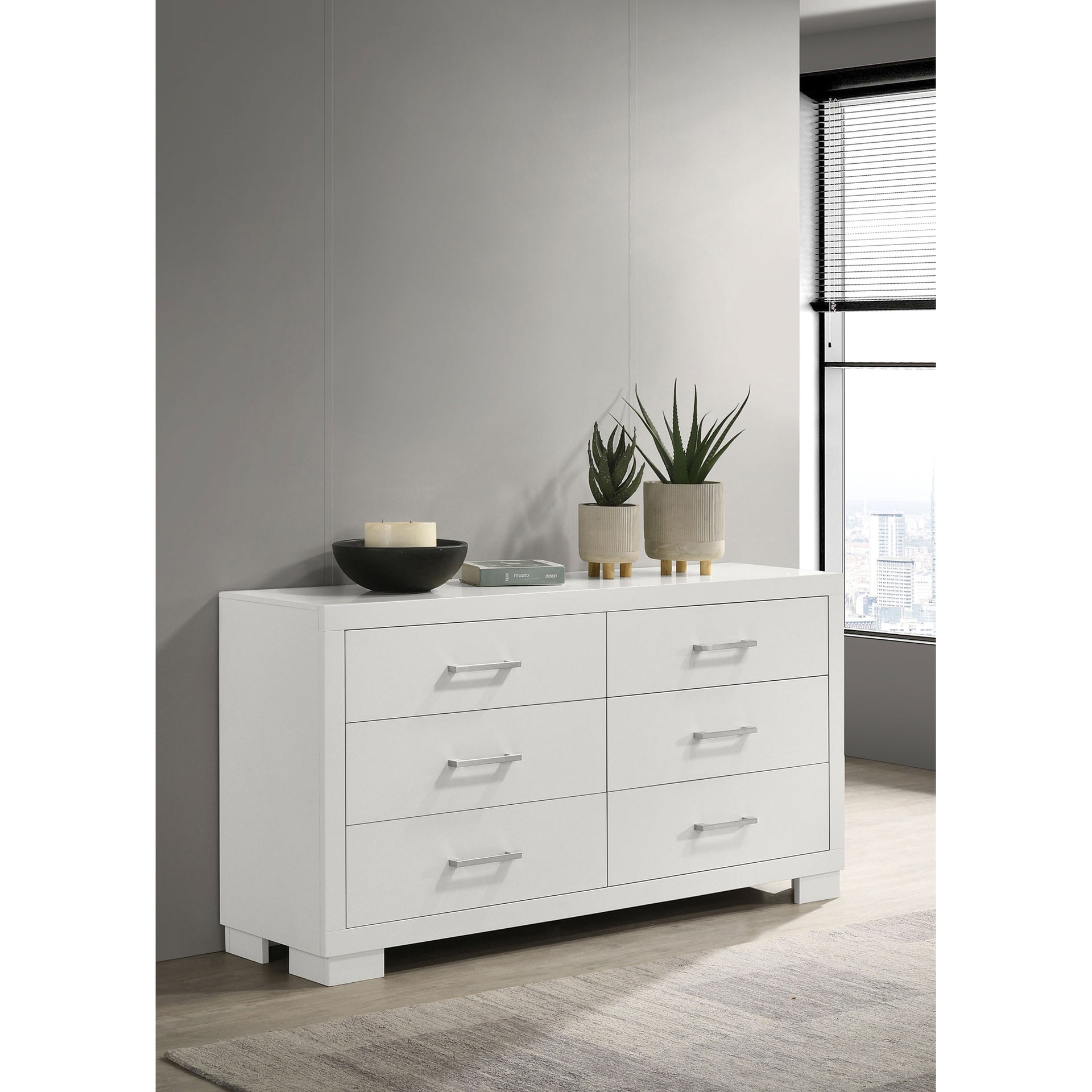 Polk Snow White 6-drawer Dresser