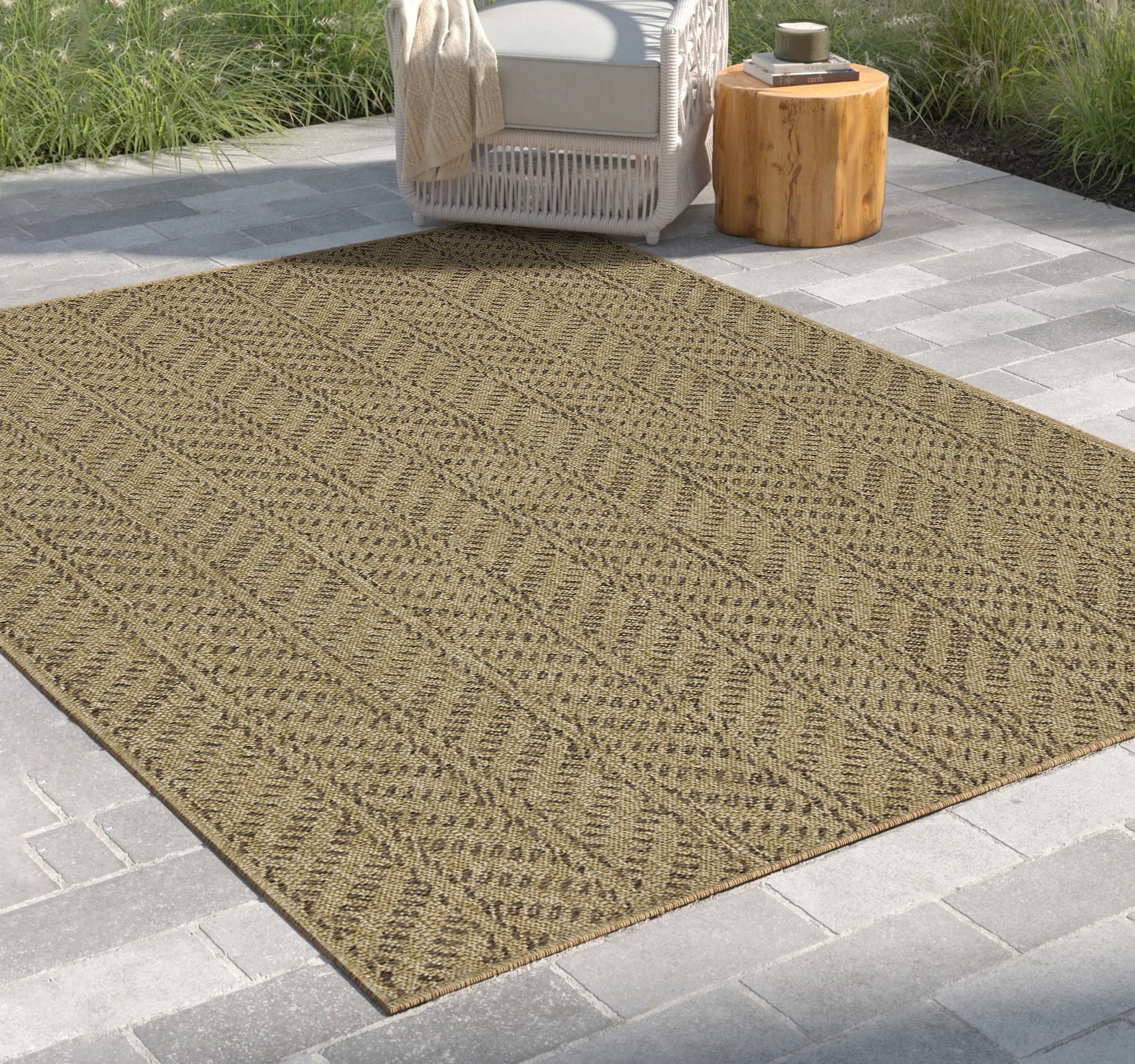 Earth GC_NTL1013 Jute/Mocha 5 ft. 3 in. x 7 ft. 3 in. Indoor/Outdoor Area Rug