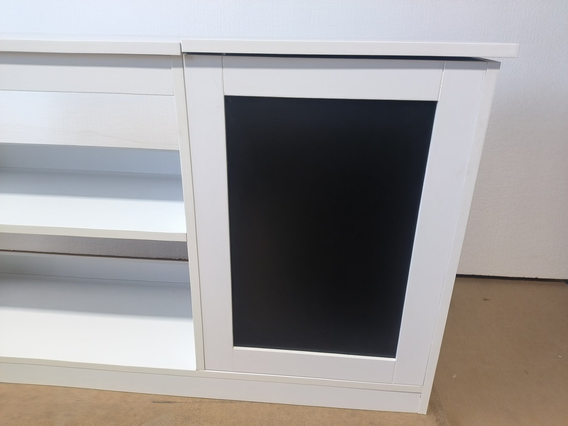 3-in-1 Kids Bookshelf and Toy Storage Cabinet with Chalkboard – Modern White Organizer for Playroom