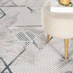 Geometrix GC_DIM1006 Gray 5 ft. 3 in. x 7 ft. 3 in. Area Rug