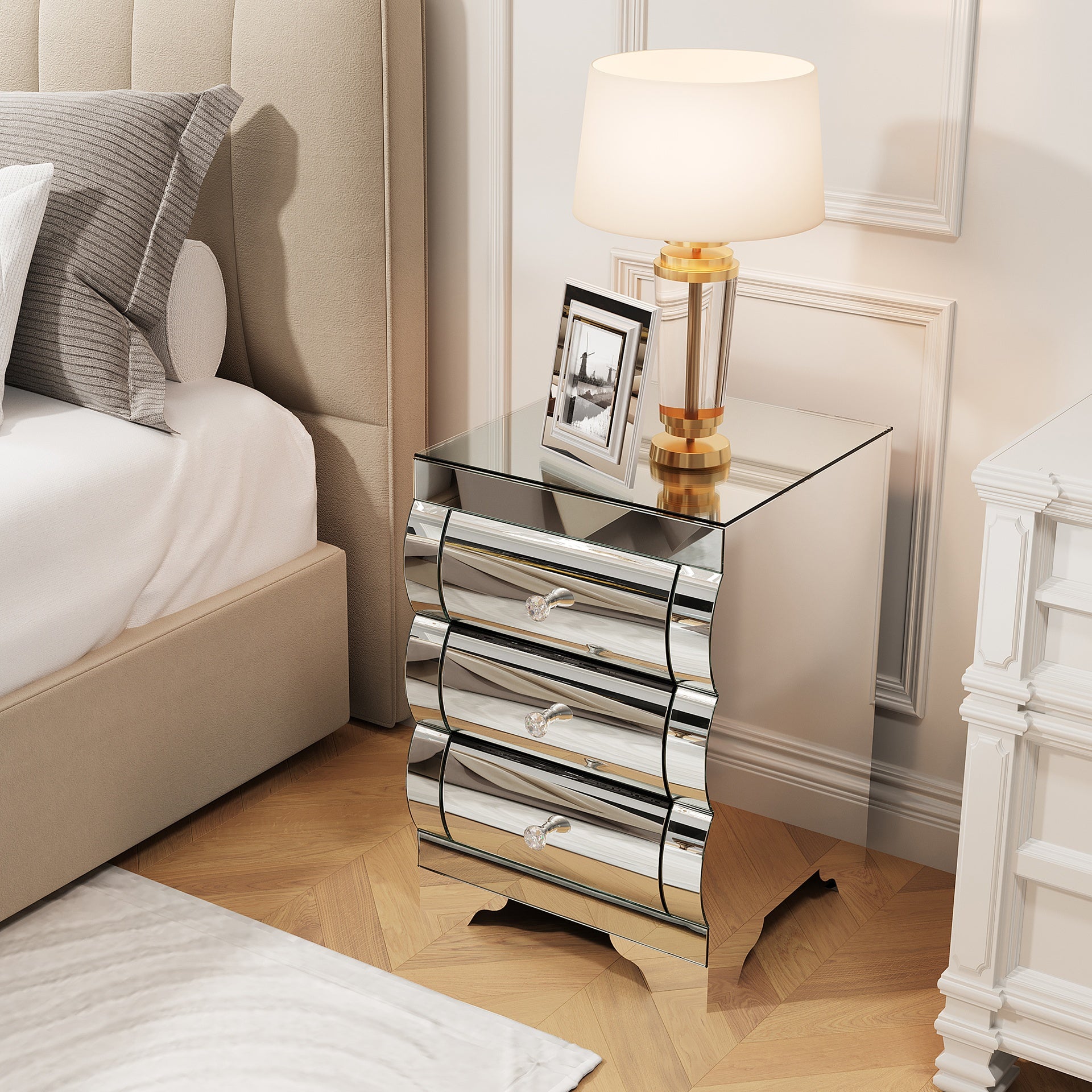 Baked curved mirror Nightstand with 3 Drawer Glass Bedside Table Chest of Drawers for Bedroom Small Spaces End Table for Living Room Fashion Bedroom Furniture Silver
