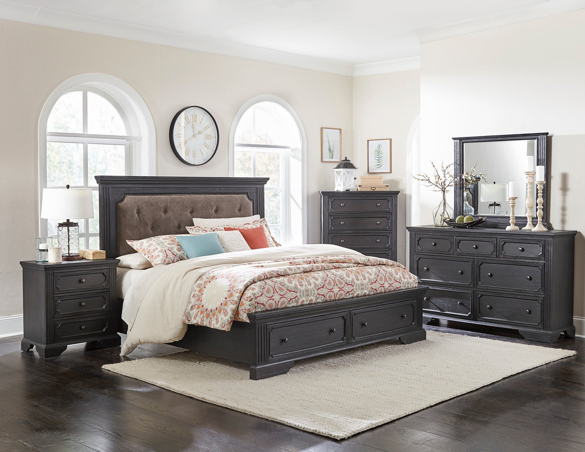 Traditional Design 5-Drawers Storage Chest 1pc Charcoal Finish Rustic Style Bedroom Furniture
