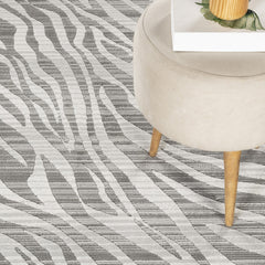 Geometrix GC_DIM1008 Gray 5 ft. 3 in. x 7 ft. 3 in. Area Rug