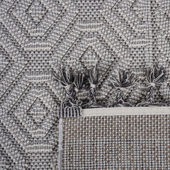 Guros Collection 5X7 White / Geometric Indoor / Outdoor Area Rug
