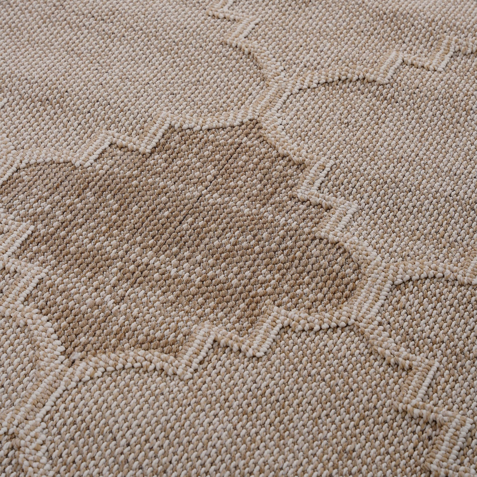 Guros Collection 6X9 Cream / Trellis Indoor / Outdoor Area Rug