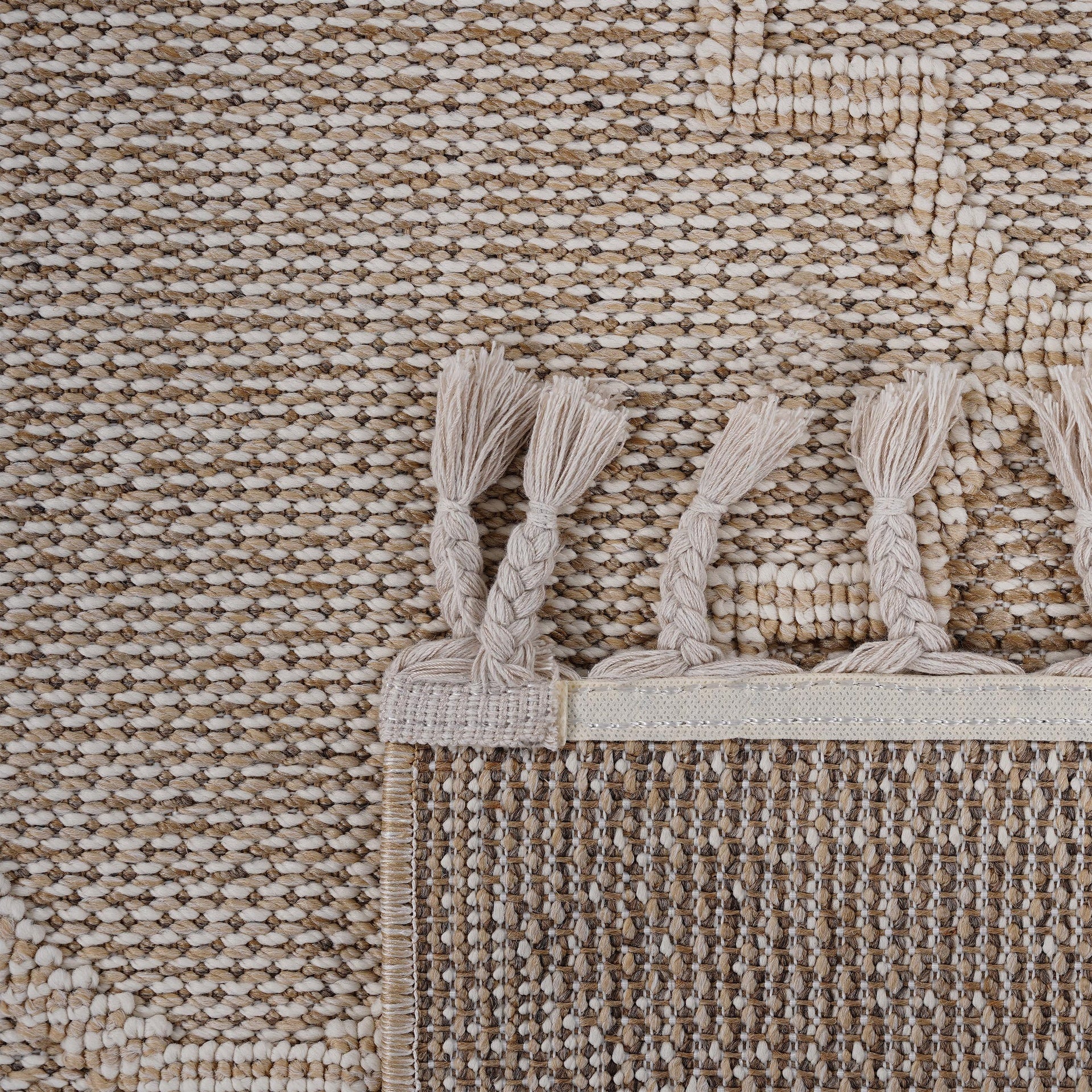 Guros Collection 6X9 Cream / Trellis Indoor / Outdoor Area Rug