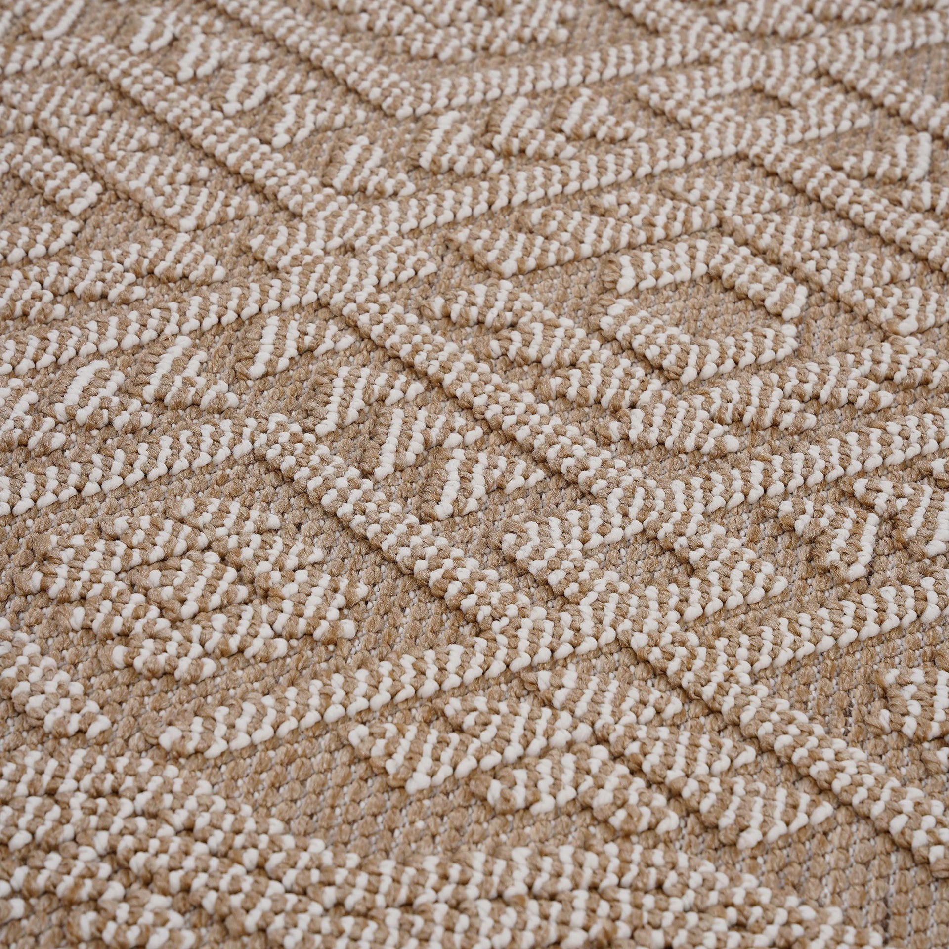 Guros Collection 5X7 Natural / Traditional Indoor / Outdoor Area Rug
