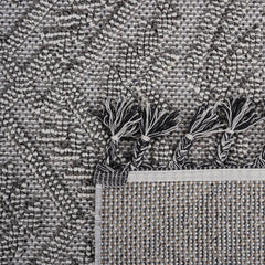 Guros Collection 6X9 White / White / Traditional Indoor / Outdoor Area Rug