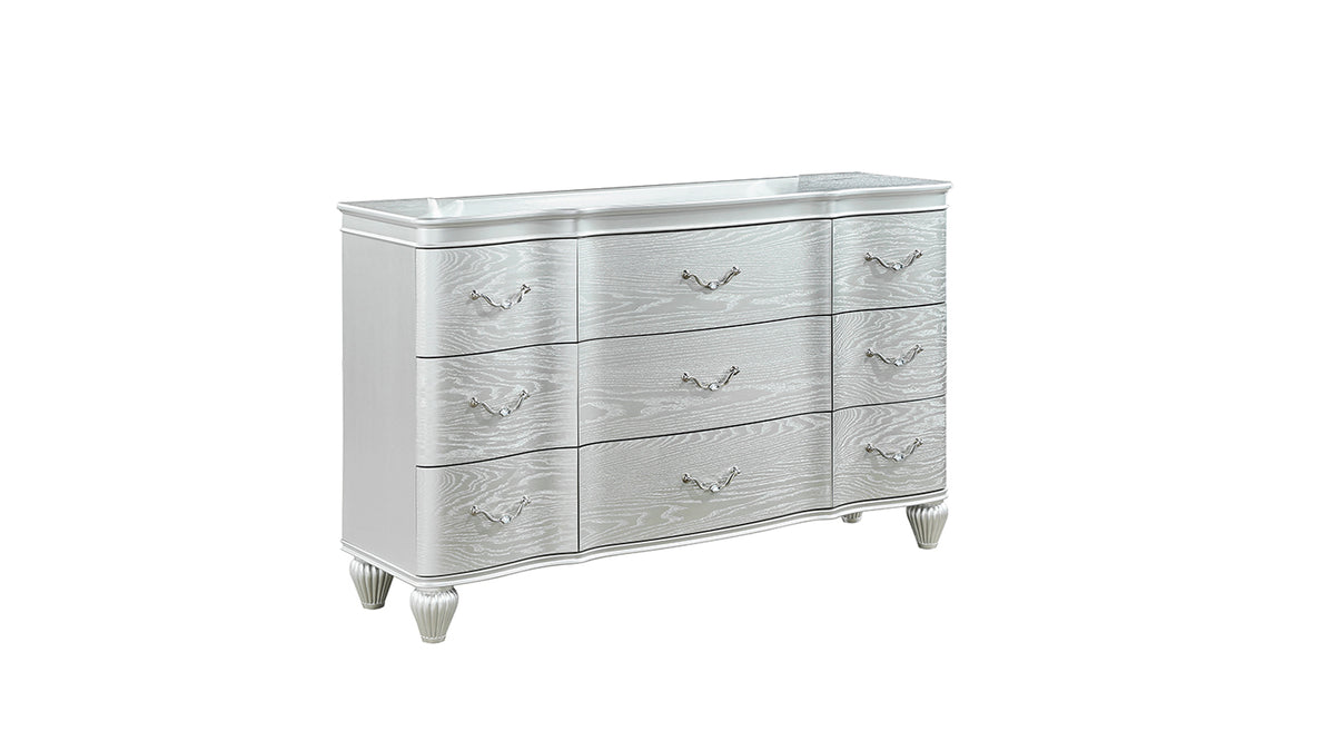 Landmark Traditional Style 9-Drawer Dresser With metal drawer pulls Made with Wood in Silver. (INCLUDES DRESSER ONLY) same as G150109014 (NJ inventory)