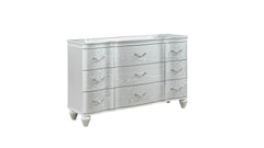 Landmark Traditional Style 9-Drawer Dresser With metal drawer pulls Made with Wood in Silver. (INCLUDES DRESSER ONLY) same as G150109014 (NJ inventory)