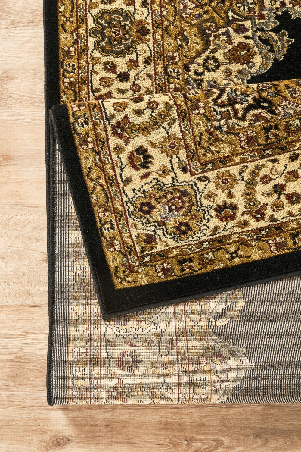 Classic GC_VIN5010 Black 2 ft. x 3 ft. Area Rug