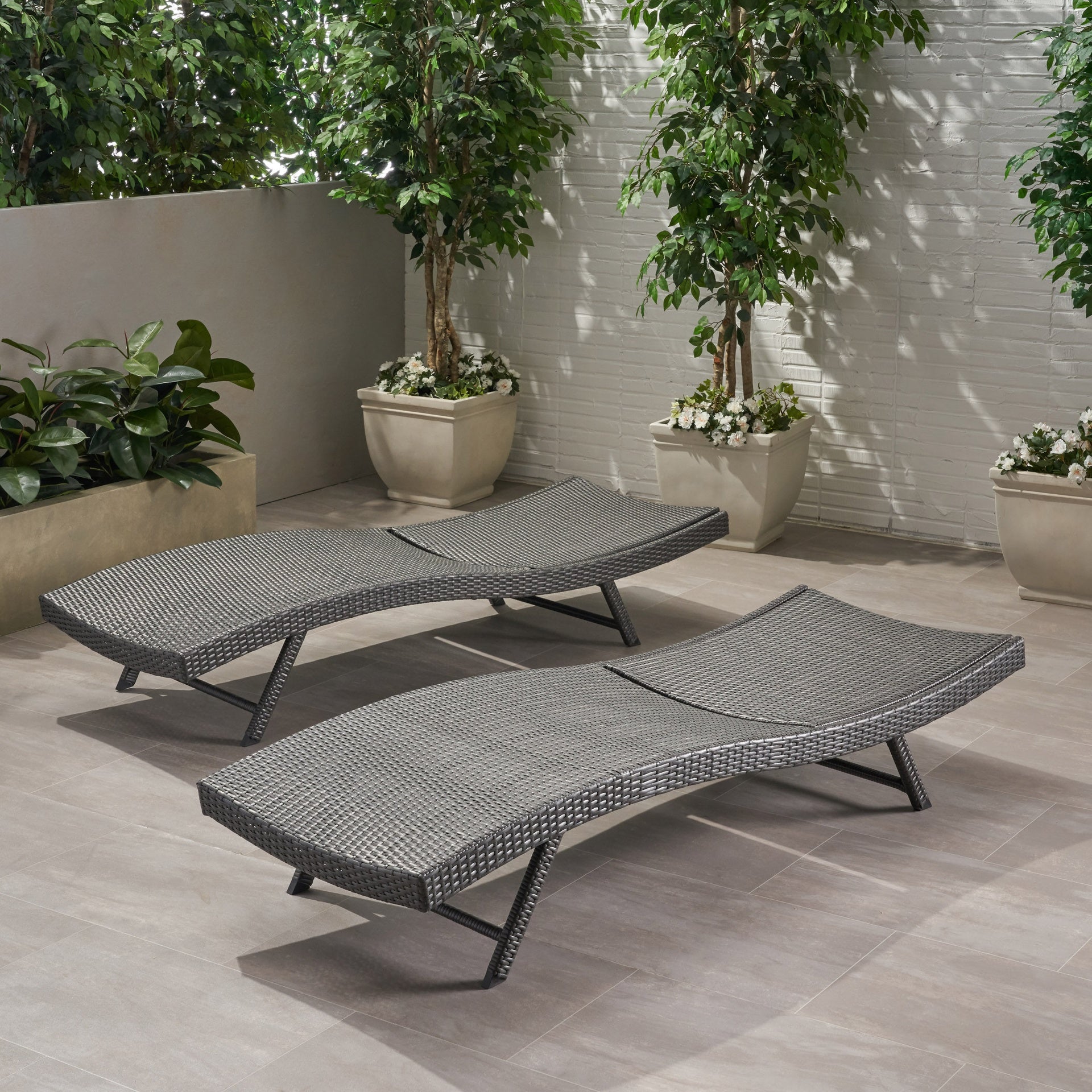 KAUAI PE WICKER CHAISE