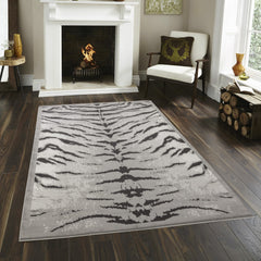 Hide GC_CHD1005 Gray 7 ft. 10 in. x 10 ft. 3 in. Area Rug