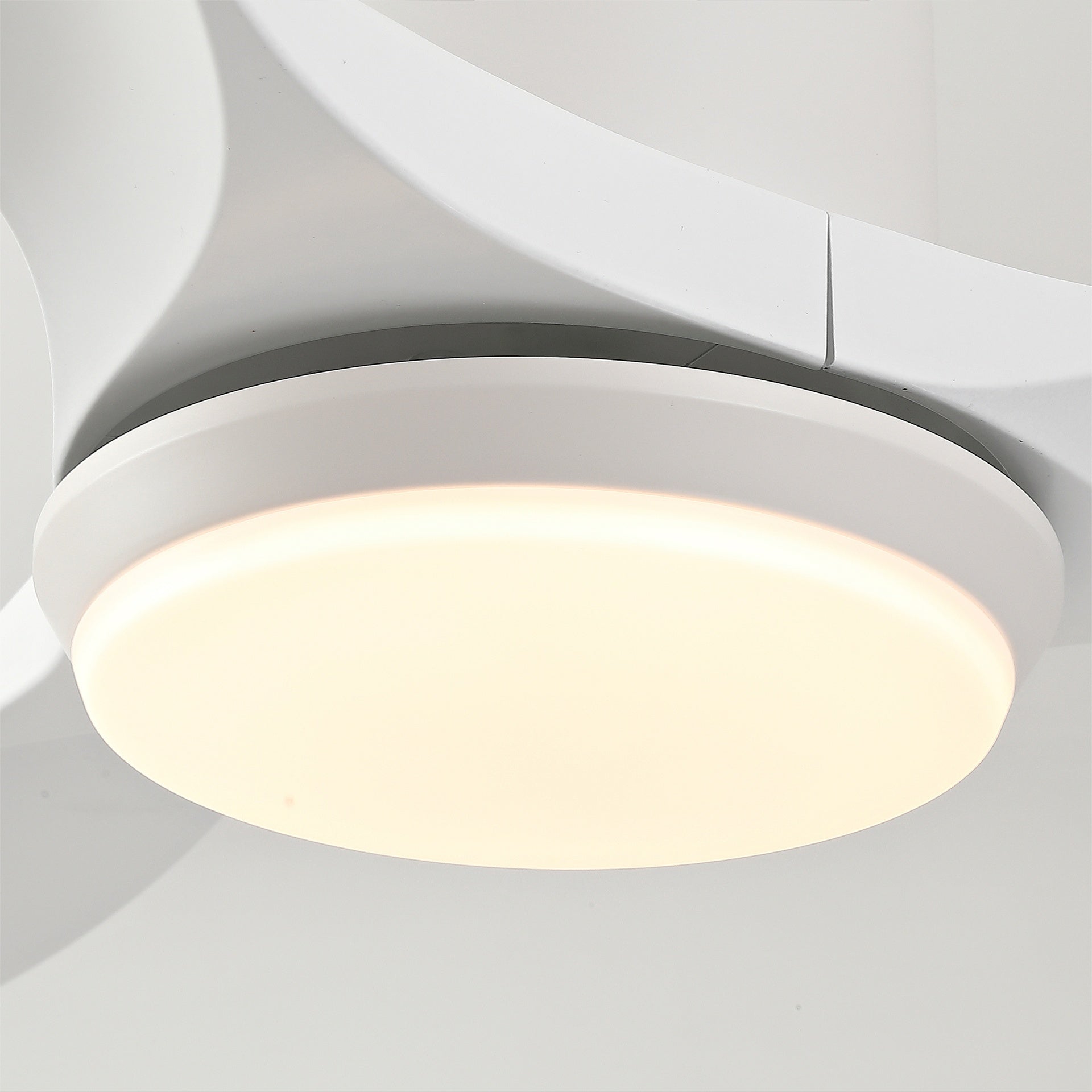 Best-selling 52-inch modern white ceiling fan with light, featuring 3 ABS plastic blades, remote control operation, reversible DC motor, and dimmable LED lighting.