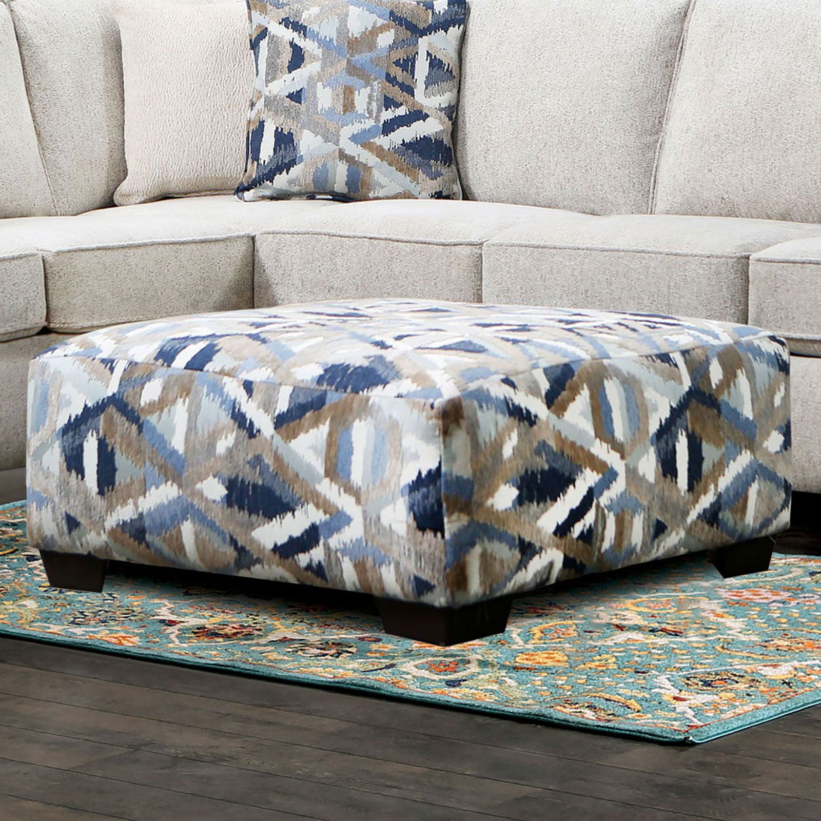 Contemporary Style Square Ottoman With Plastic Legs Dynamic Design Pocket Coil Seating Multi Finish
