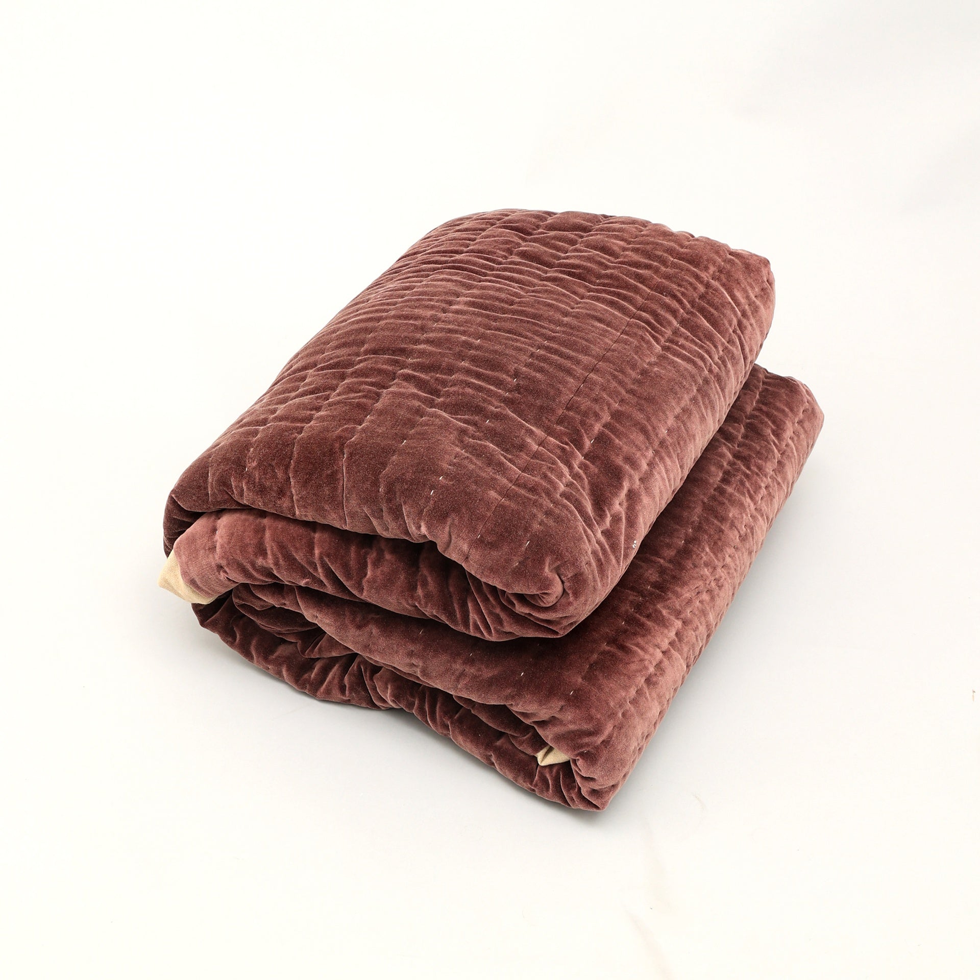 Cotton Velvet Stonewashed Hand Quilted Bedspread with Flanges-88X92"
