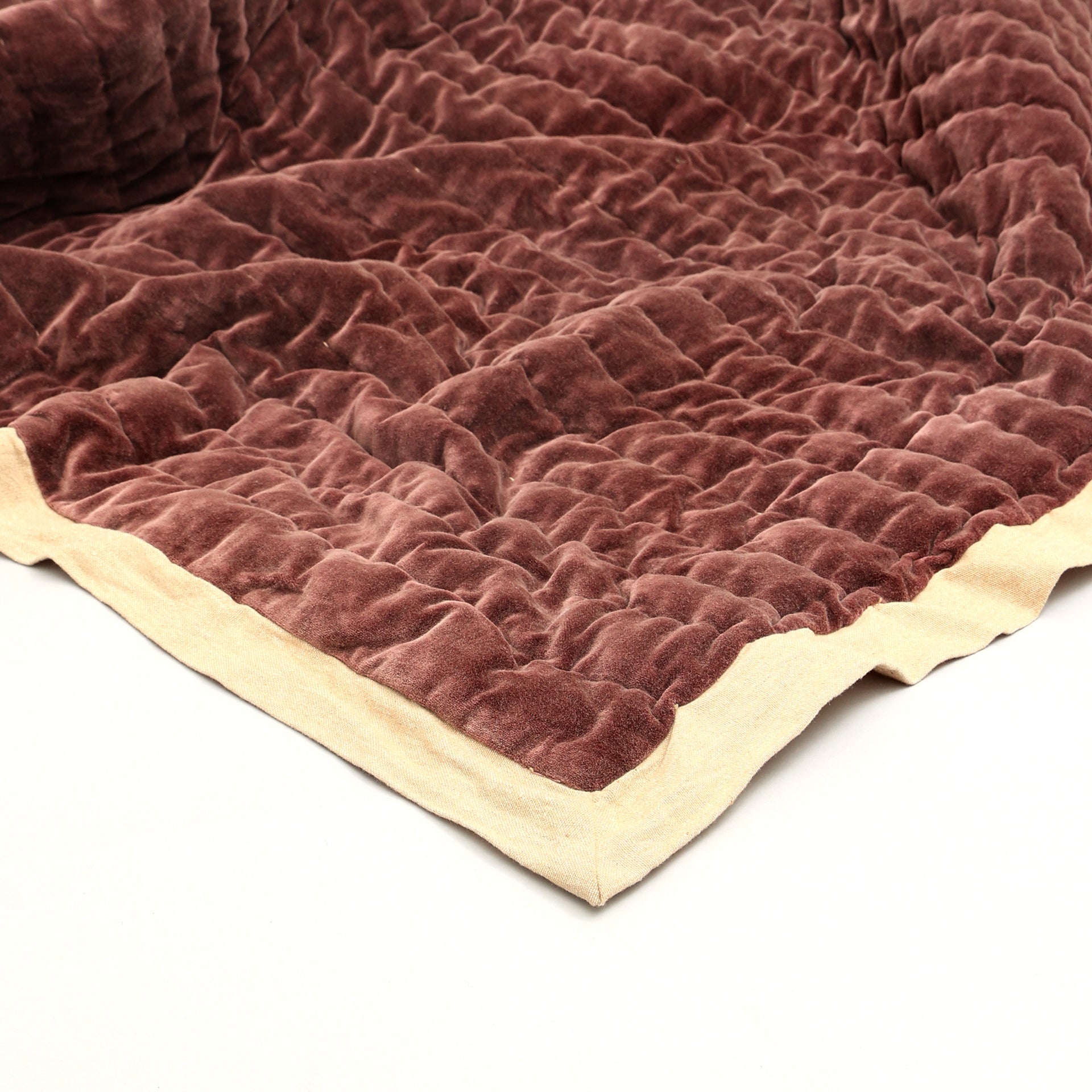 Cotton Velvet Stonewashed Hand Quilted Bedspread with Flanges-88X92"