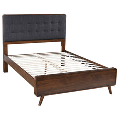 Roxbury Dark Walnut 5-piece Queen Bedroom Set