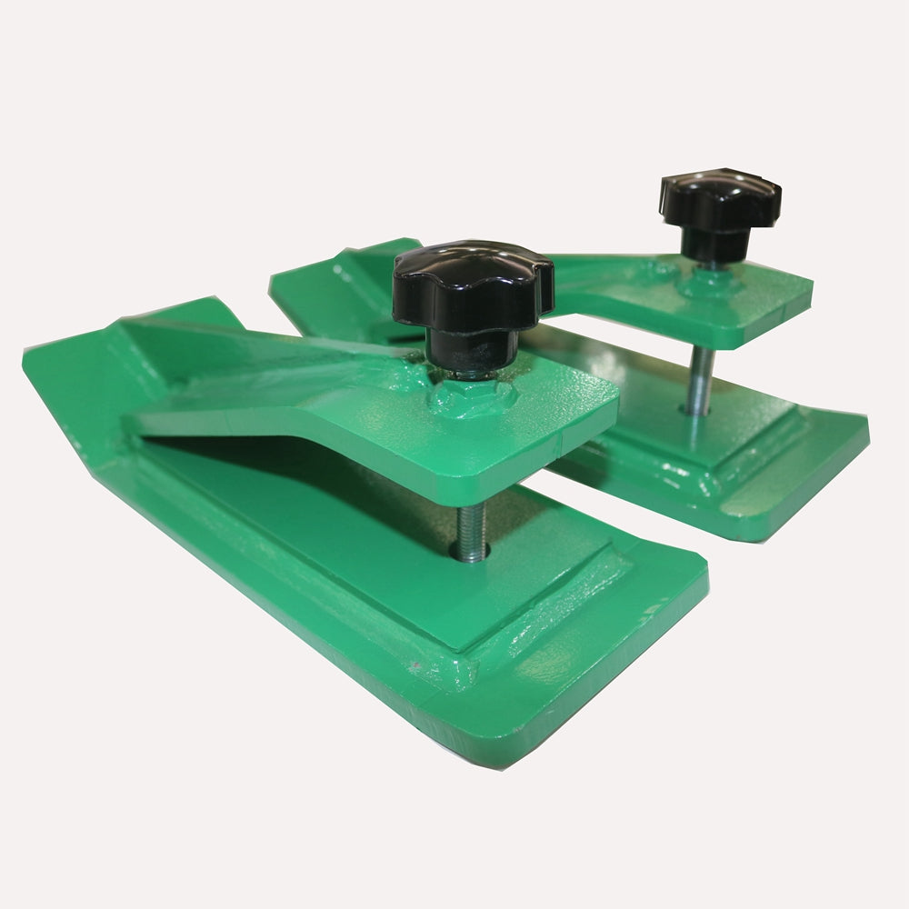 Tractor Bucket Protector, 2pcs Ski Edge Protector, 12" Long Turf Tamer Skid Protector, 4.5" Width, Heavy Duty Steel Bucket Attachment for Snow Leaves Removal, Spreading Gravel, Green