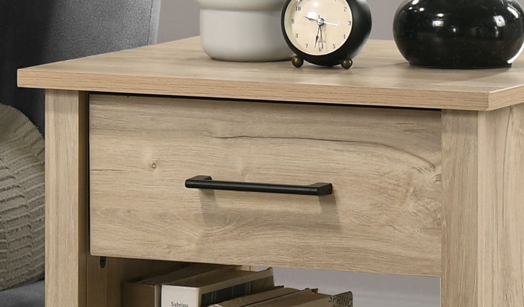 Celeste 20"W Light Oak Finish 1-Drawer Nightstand Bedside Table